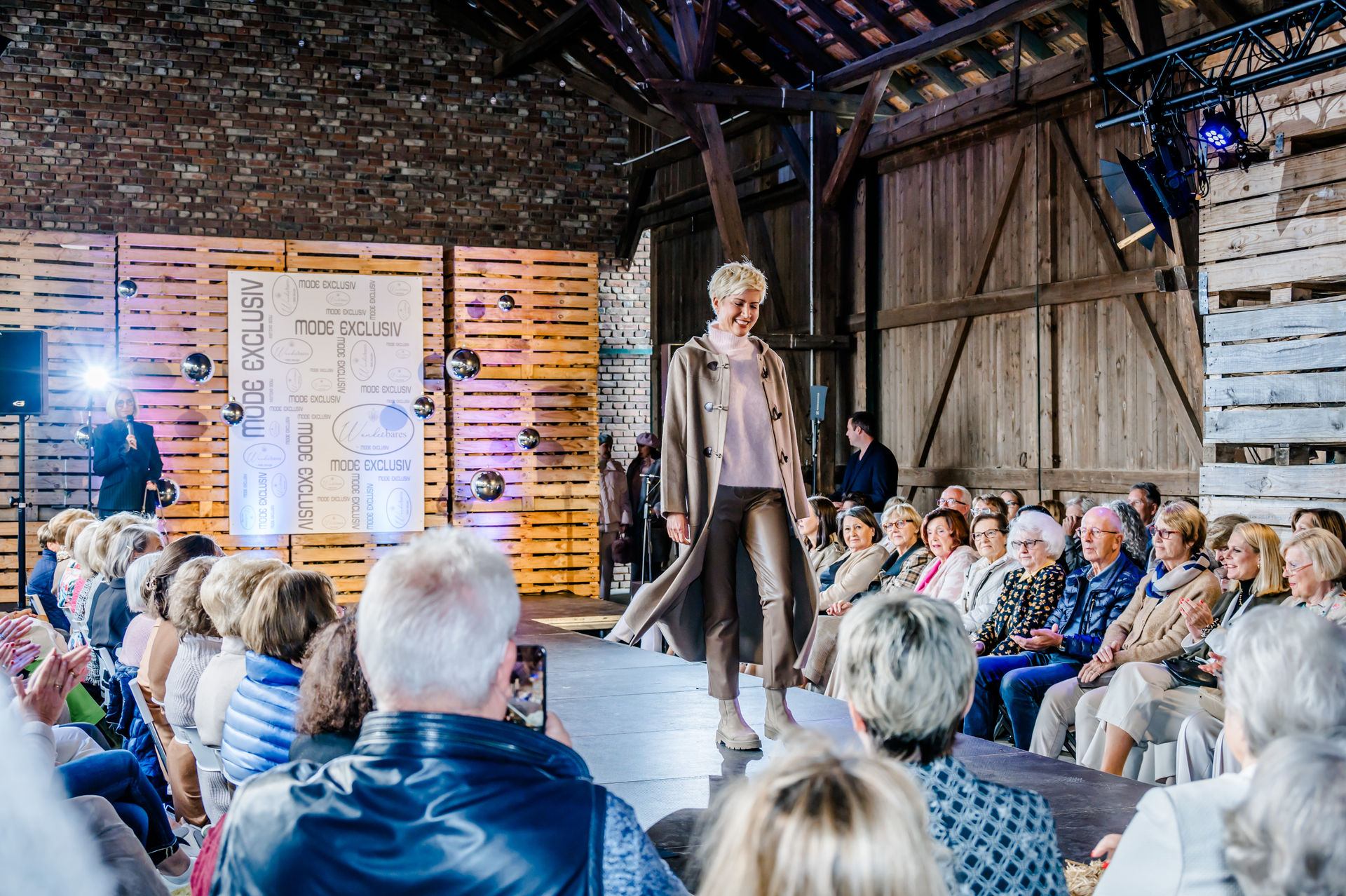 Das war unsere Jubiläums-Fashion-Show – Bild 60